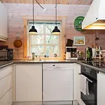 4 Person In Glesborg-by Traum